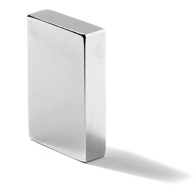 Taille personnalisée aimants permanents NdFeB super forts pour une tolérance précise /-0,05 mm