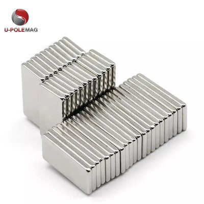 N52 Rectangle à haute température magnétique des terres rares Bloc magnétique au néodyme pour personnaliser
