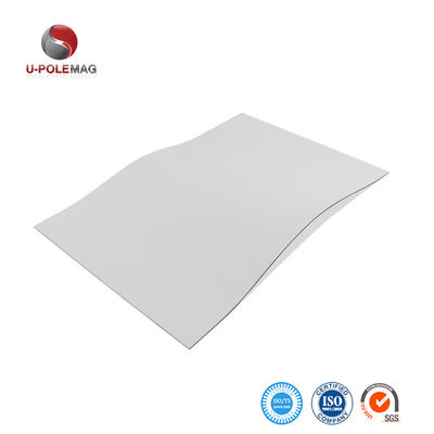 0Épaisseur.5-1 mm Couverture magnétique à haute résistance avec revêtement en PVC blanc