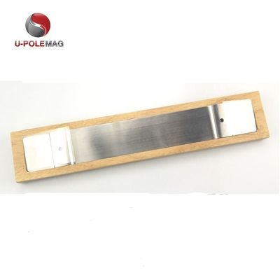 Système ISO9001 2000 16 &quot; Bloc de couteau magnétique en bois durable pour cuisine organisée