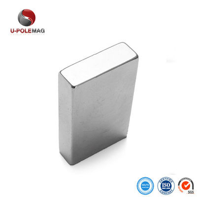 Matériau principal Bloc magnétique au néodyme pour la fabrication d'aimants NdFeB N52