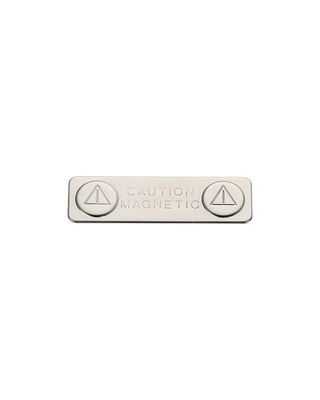 Détenteurs de badges magnétiques ABS avec fixation en acier et adhésif 3M
