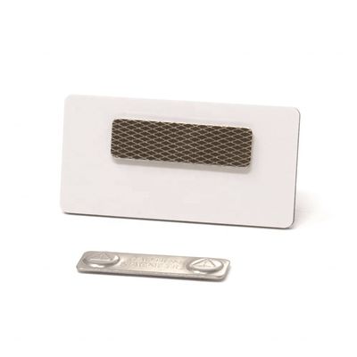 310g 45x13mm Mousse auto-adhésive Magnétique fort Badge de nom avec deux aimants Parfait