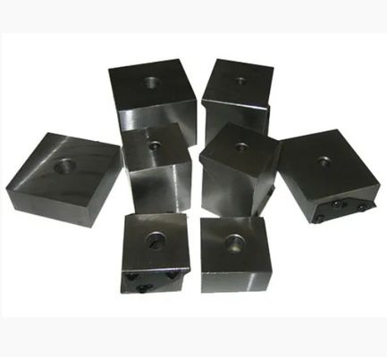 Extension de pôle fixe et flexible de la machine traditionnelle pour une broche magnétique électro-permanente
