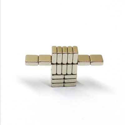 Composite magnétique au néodyme Petit bloc 20x20x10 mm pour des solutions magnétiques durables