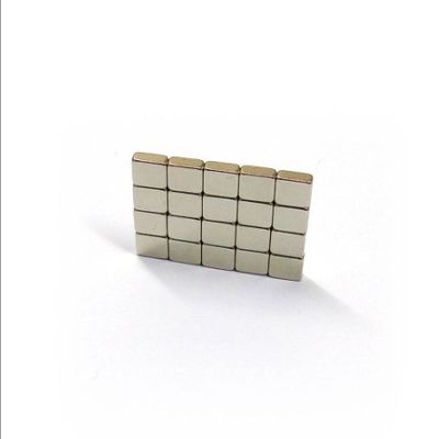 Composite magnétique au néodyme Petit bloc 20x20x10 mm pour des solutions magnétiques durables