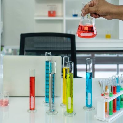 Expérience de laboratoire Bar de mélange magnétique à forme cylindrique et aimant industriel