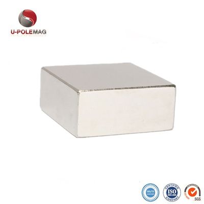 N45 aimant au néodyme F50x50x10mm Environ 190g pour les applications industrielles et lourdes