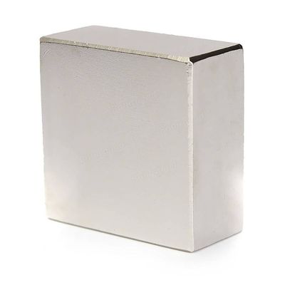 Magnéte de terres rares frité échantillon puissant magnétique permanent carré 50*50*25