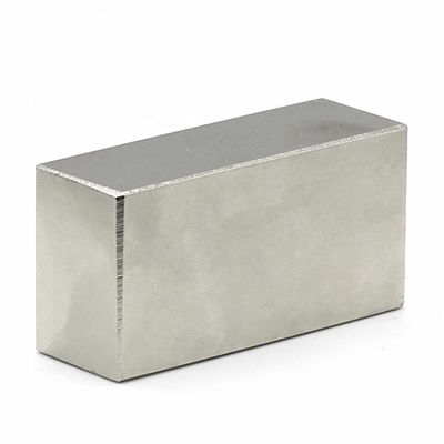 Température de fonctionnement maximale 60°C NdFeB magnéte N52 Super fort bloc 50x25x10mm néodyme