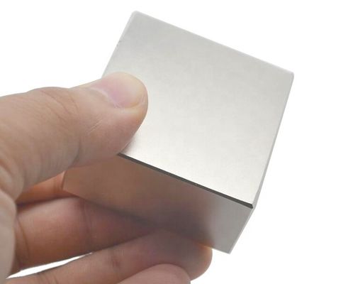 Dureté de Vickers élevée N52 Rectangle Bar personnalisée magnéte au néodyme pour moteur électronique
