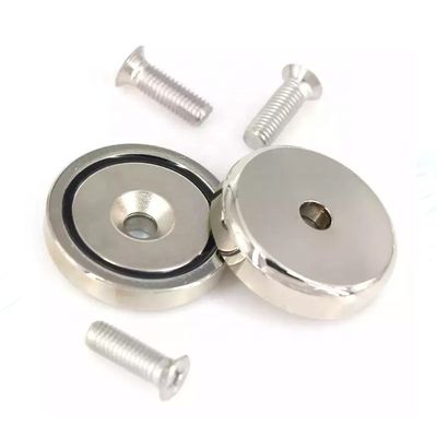 5.5mm taille de vis aimant industriel personnalisé NeFeB pot aimant avec contre-enfoncement trou d'anneau