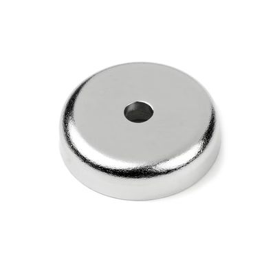 32 mm magnéte de pot de néodyme avec trou de contre-enfoncement 32 kg capacité de traction 1,26 pouces de diamètre