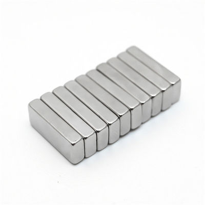 Système ISO9001 2000 Blocs magnétiques en néodyme N52 super forts pour les applications industrielles