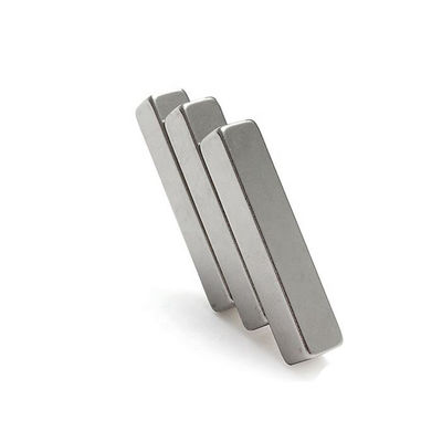 Magnéte composite au néodyme magnétisé diamétralement de qualité N35-N52 pour lévitation
