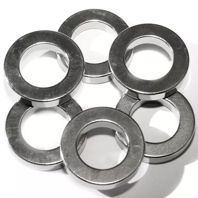 N52 Magnet à anneau de néodyme fort avec des options de revêtement personnalisées de Golden