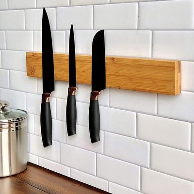 Améliorez votre cuisine avec un ensemble de couteaux magnétiques et un bloc de stockage de noix d'acacia de bambou