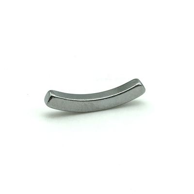 Magnéte au néodyme à arc N52 R18.25xr15.75x2.5mm personnalisé pour instruments médicaux