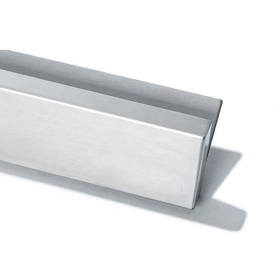 Rack de couteau magnétique en acier inoxydable idéal pour les acheteurs commerciaux et les occasions de camping