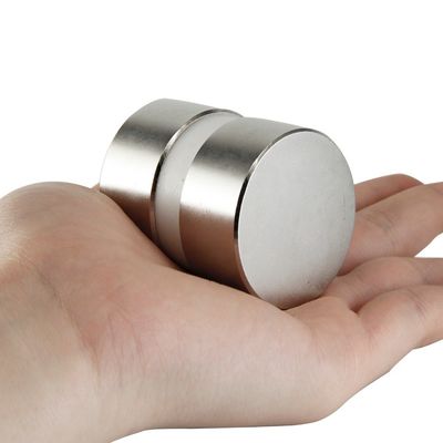Disque magnétique à néodyme N52 à magnétisme industriel fort et permanent avec ISO9001