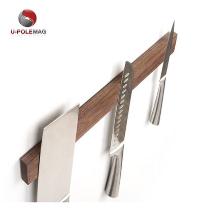 Outil de cuisine pratique Porteur de couteau magnétique à noix avec fonctionnalité multifonctionnelle