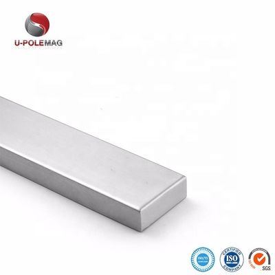 Gardez vos couteaux de cuisine sans effort avec notre barre magnétique de couteau durable de 16 pouces