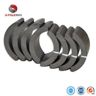 ± 0,01 mm Tolérance d'un aimant en courbe en céramique à arc de ferrite de qualité complète pour moteur