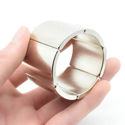 Magnet de néodyme à arc personnalisé certifié ISO14001/9001 de haute qualité pour Halbach