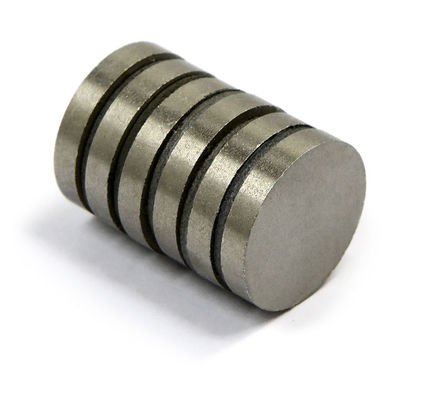 Petit aimant SmCo avec résistance à haute température et tolérance Br 10,8-11,0 KGS ± 1%