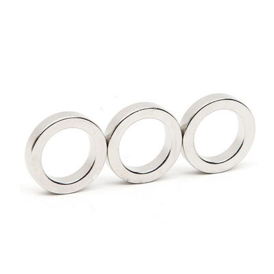 Magnets électriques en forme d'anneau en néodyme N42 en argent pour l'industrie