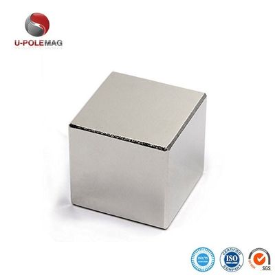 Magnet à cube N52 personnalisé de qualité NdFeB pour le système de gestion de l'environnement ISO14001 2004