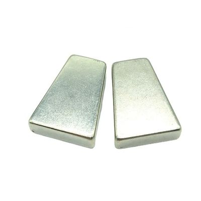 34.66g NdFeB de qualité haute température 150 °C 48SH NdFeB aimants en forme de trapèze