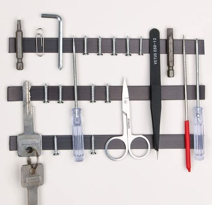 Des projets bricolage faciles avec le service de pliage des aimants à bande adhésive flexible 3M inclus
