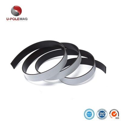 Tape magnétique en caoutchouc autoadhésif pour fixation de bande magnétique flexible personnalisée