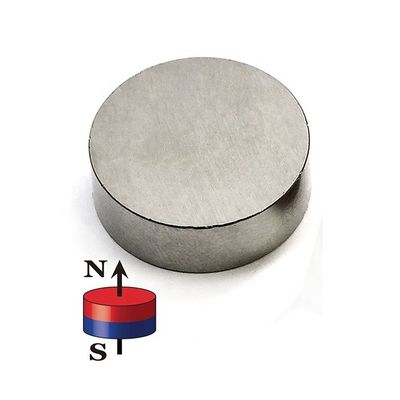 7.4g/cm3 Densité des terres rares Permanent en fonte AlNiCo cylindre rond aimanté pour le bouton de câble
