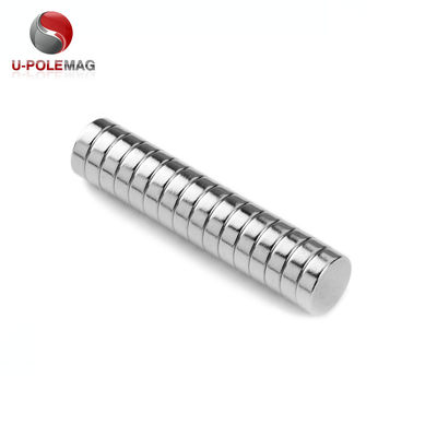 Formage d'un aimant cylindrique au néodyme de 10 mm x 3 mm pour des matériaux magnétiques permanents