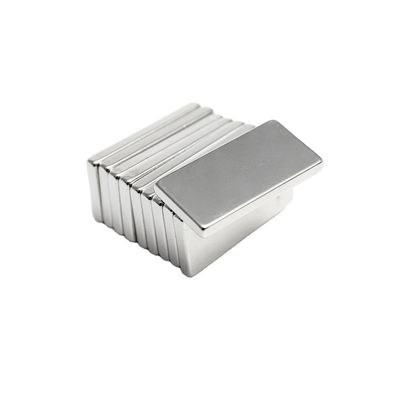 Magnés rectangulaires à barre super-forte de qualité N54 Tolérance de précision de 20 mm /-0,05 mm