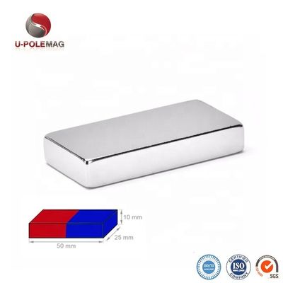 Magnés rectangulaires polyvalents en néodyme à résistance permanente et revêtement au nickel