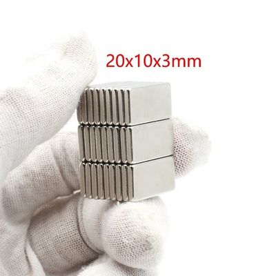 Magnéte mince rectangulaire 20x10x3mm 3,3 kg Force pour la température maximale de travail 80 centigrades