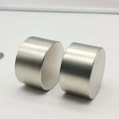 Magnéte à cylindre en néodyme permanent N45 N52 D70x40mm Super fort pour les machines
