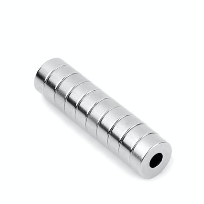 Magnets à anneaux composites magnétisés diamétralement à haute résistance à l'aimantement