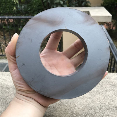 Température de travail maximale 250 degrés Y30 Y35 anneau magnétique en ferrite céramique pour haut-parleur