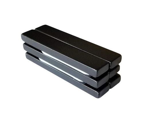 Magnéte industriel à revêtement époxy Magnéte de bloc pour la protection anti-rouille en forme carrée
