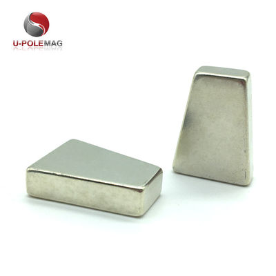 N52 aimants permanents en néodyme de taille personnalisée pour la personnalisation automobile et industrielle
